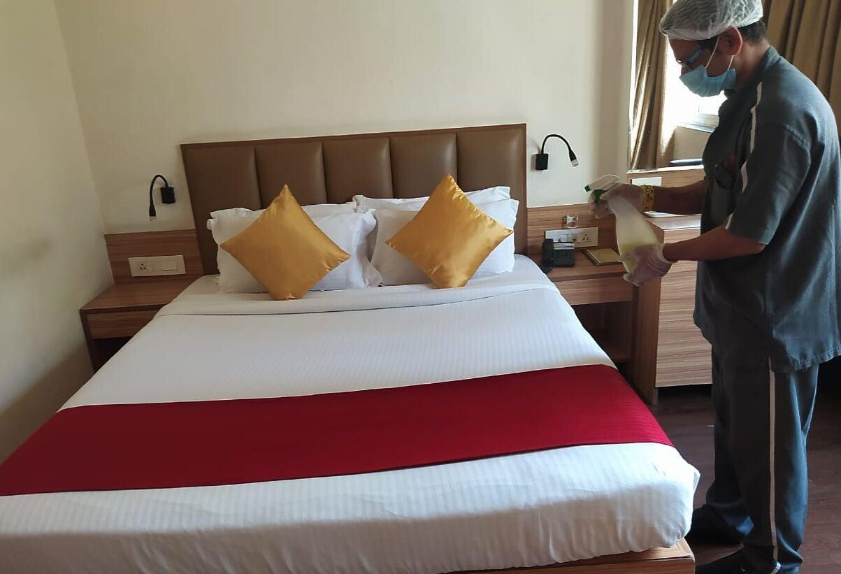 Hotel Plaza Mumbai Exteriör bild
